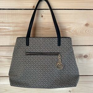Tommy Hilfiger shoulder purse